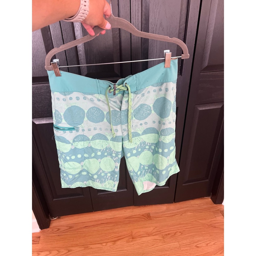 Patagonia Men's Stretch Planing Board Short Size 32 Green Blue‎ 9" Geometric